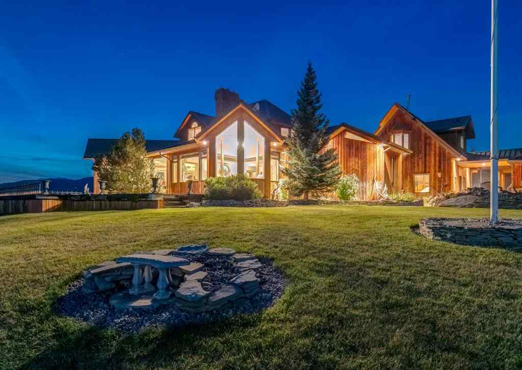 MLS® A2180679 - 2322 HIGHWAY 3   in NONE Rural Pincher Creek No. 9, M.D. of, Residential