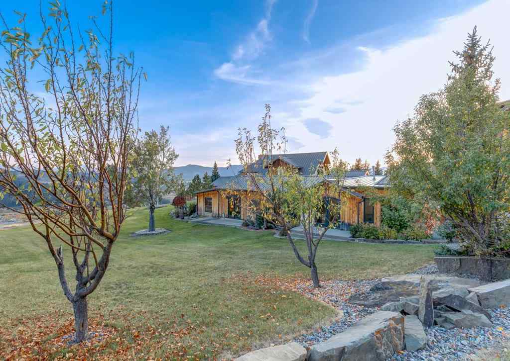 MLS® A2180679 - 2322 HIGHWAY 3   in NONE Rural Pincher Creek No. 9, M.D. of, Residential