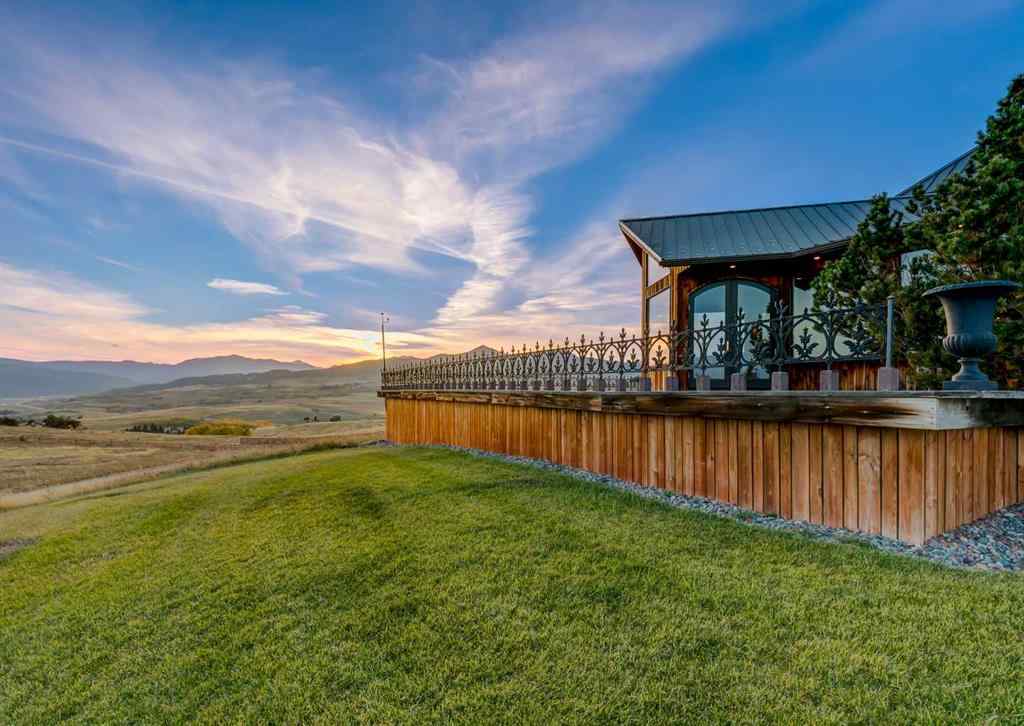 MLS® A2180679 - 2322 HIGHWAY 3   in NONE Rural Pincher Creek No. 9, M.D. of, Residential
