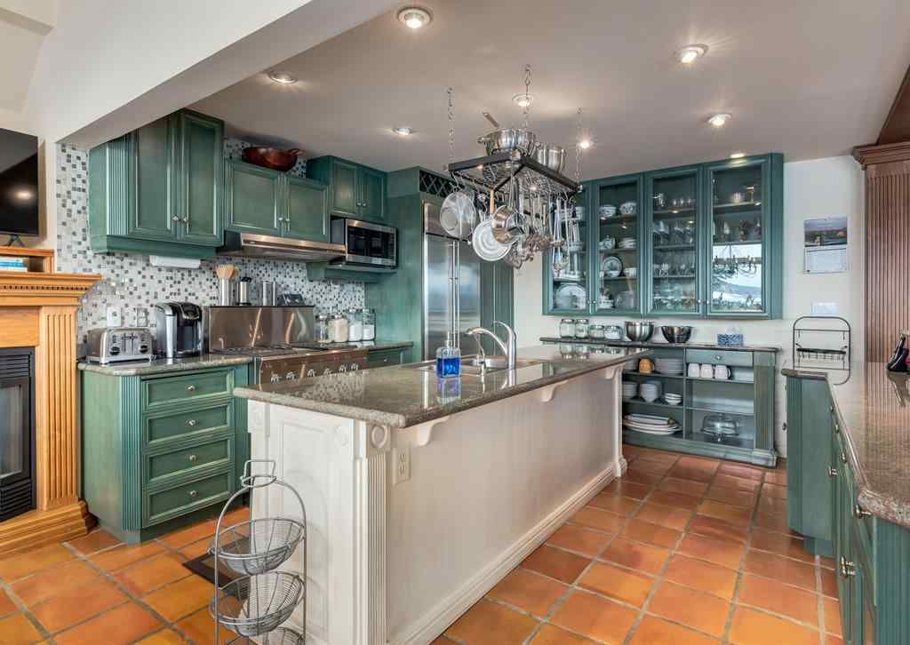 MLS® A2180679 - 2322 HIGHWAY 3   in NONE Rural Pincher Creek No. 9, M.D. of, Residential