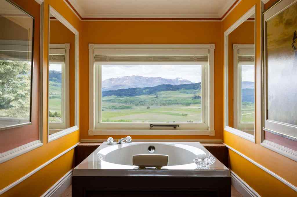 MLS® A2180679 - 2322 HIGHWAY 3   in NONE Rural Pincher Creek No. 9, M.D. of, Residential