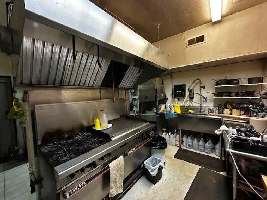 MLS® A2180717 - 5001 50 Street  in Downtown West Stettler, Commercial