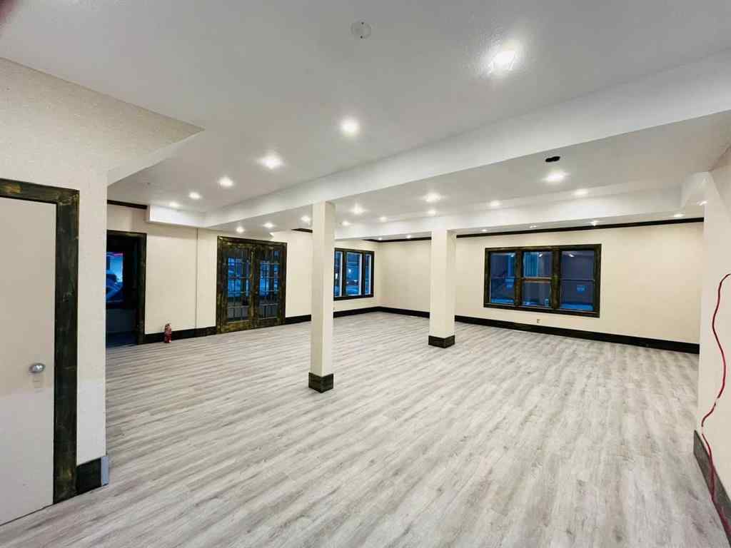 MLS® A2180833 - 109 14 Street NW in West Hillhurst Calgary, Commercial