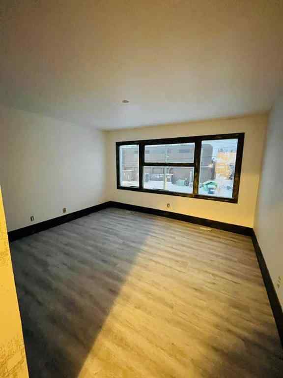 MLS® A2180833 - 109 14 Street NW in West Hillhurst Calgary, Commercial