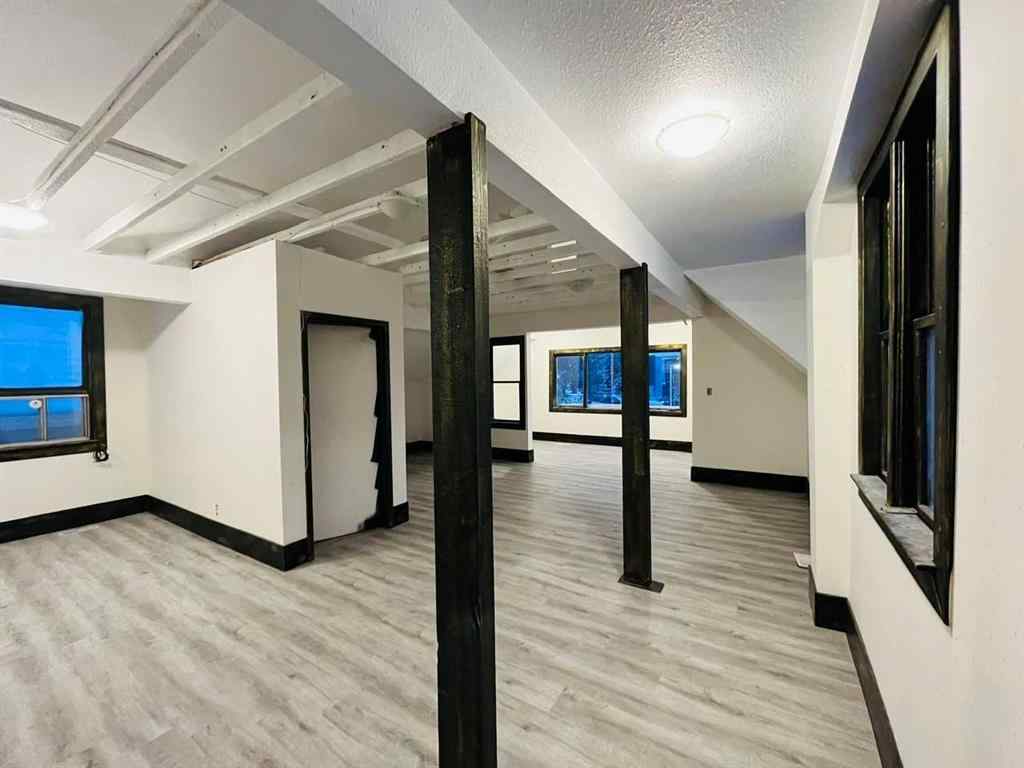 MLS® A2180833 - 109 14 Street NW in West Hillhurst Calgary, Commercial