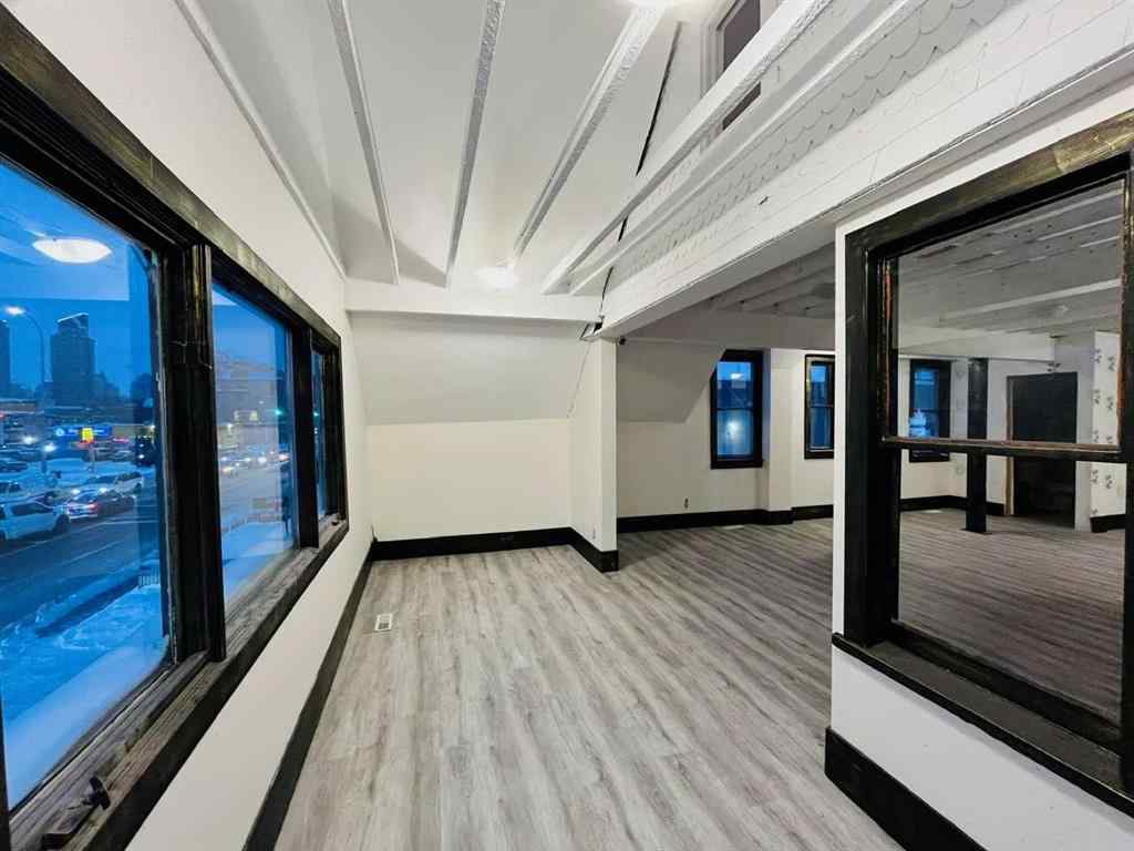 MLS® A2180833 - 109 14 Street NW in West Hillhurst Calgary, Commercial