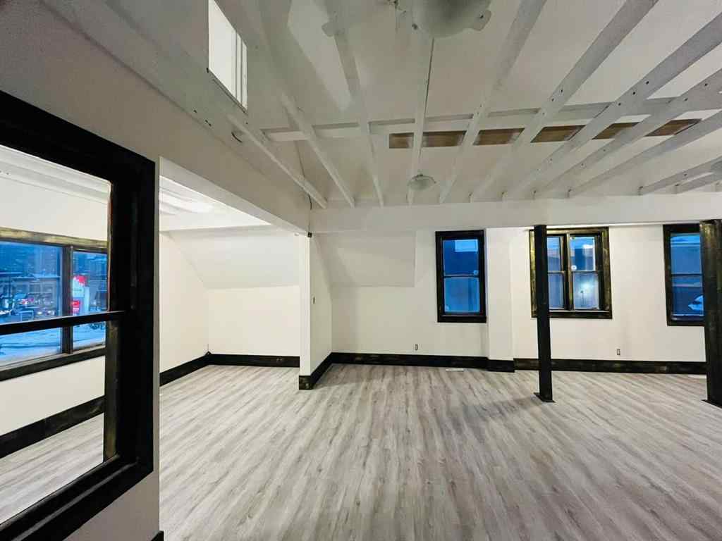 MLS® A2180833 - 109 14 Street NW in West Hillhurst Calgary, Commercial