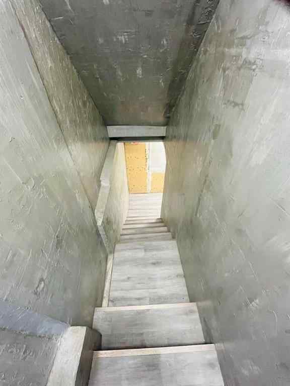 MLS® A2180833 - 109 14 Street NW in West Hillhurst Calgary, Commercial