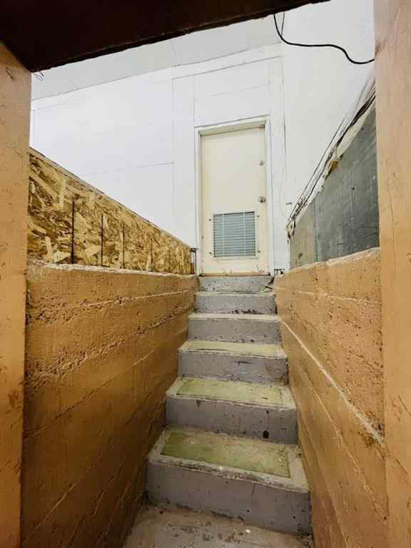 MLS® A2180833 - 109 14 Street NW in West Hillhurst Calgary, Commercial