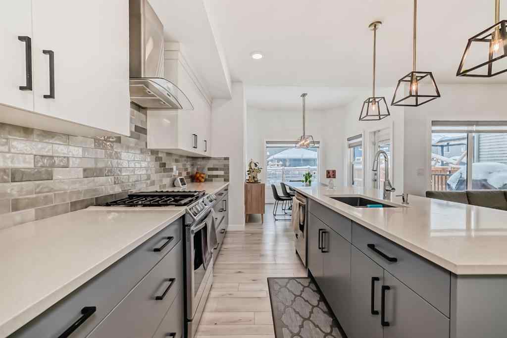 MLS® A2181338 - 166 Creekstone Way SW in Pine Creek Calgary, Residential