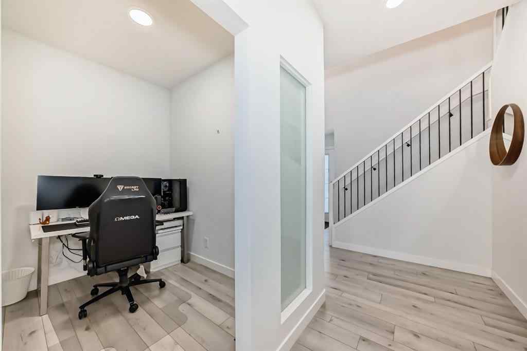 MLS® A2181338 - 166 Creekstone Way SW in Pine Creek Calgary, Residential
