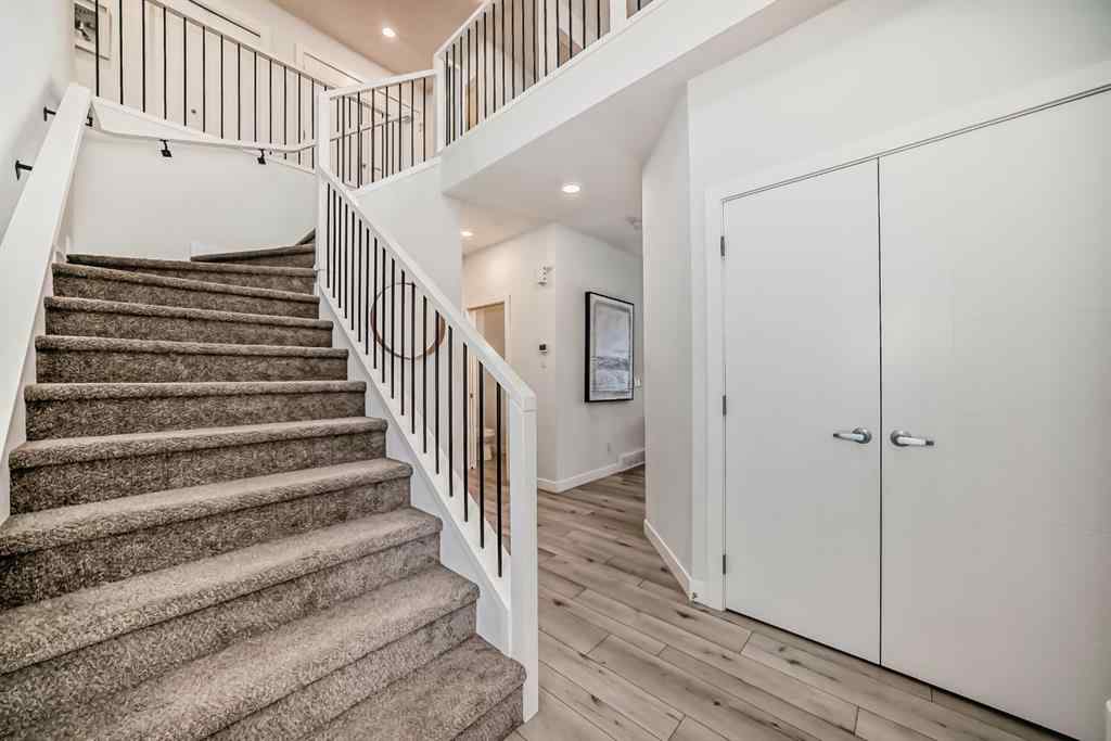 MLS® A2181338 - 166 Creekstone Way SW in Pine Creek Calgary, Residential