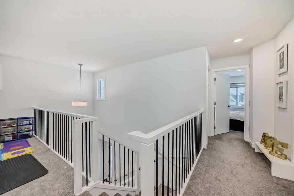 MLS® A2181338 - 166 Creekstone Way SW in Pine Creek Calgary, Residential