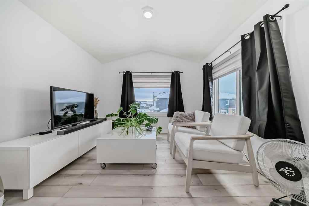 MLS® A2181338 - 166 Creekstone Way SW in Pine Creek Calgary, Residential