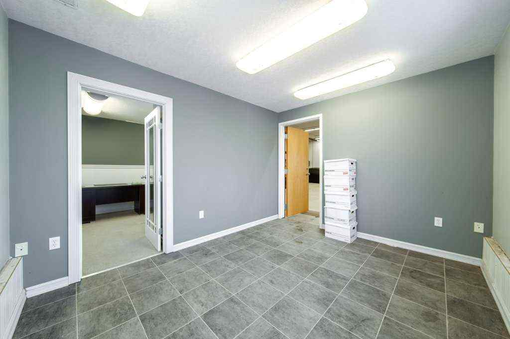 MLS® A2181377 - 22904 110 Avenue NW in Winterburn Industrial West Edmonton, Commercial