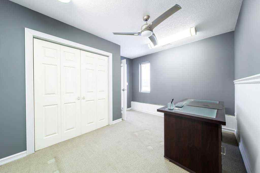 MLS® A2181377 - 22904 110 Avenue NW in Winterburn Industrial West Edmonton, Commercial