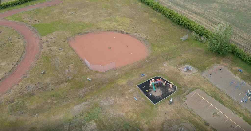 MLS® A2181534 - 255 1 Avenue W in NONE Hussar, Land