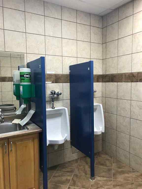 MLS® A2181829 - 100 3rd Street   in NONE Beaverlodge, Commercial