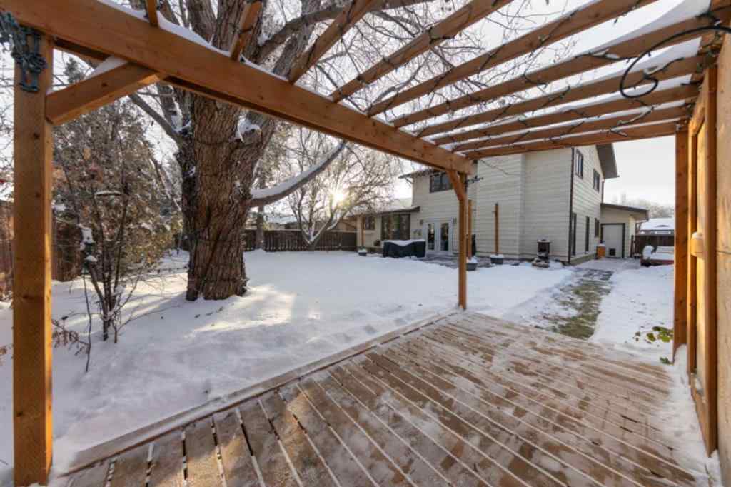MLS® A2182178 - 3801 57A Avenue  in Southridge Lloydminster, Residential