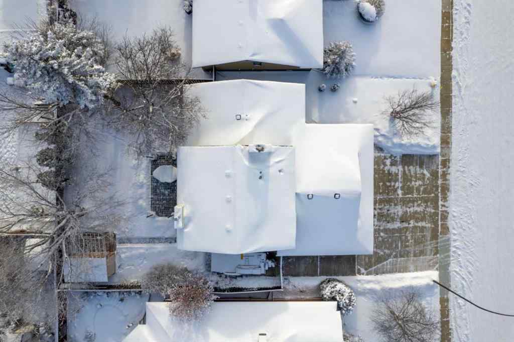 MLS® A2182178 - 3801 57A Avenue  in Southridge Lloydminster, Residential