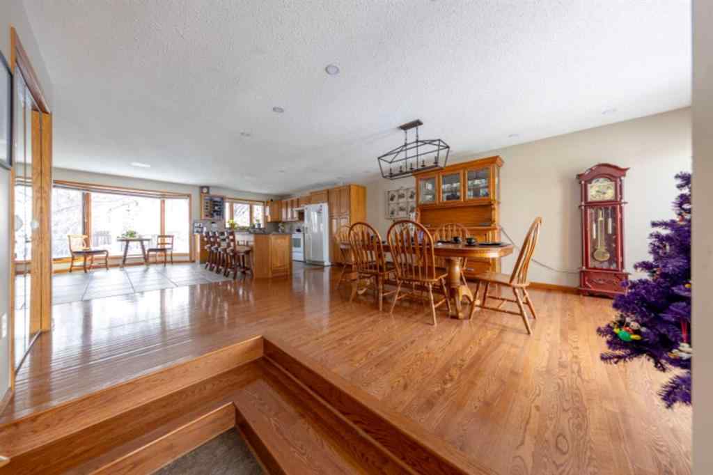 MLS® A2182178 - 3801 57A Avenue  in Southridge Lloydminster, Residential