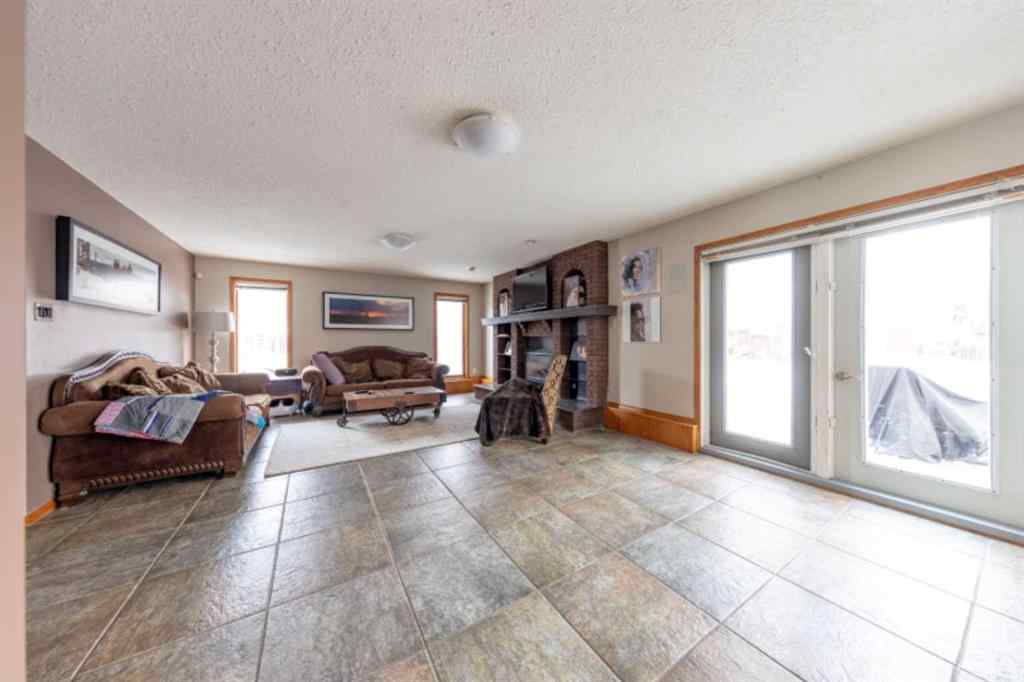 MLS® A2182178 - 3801 57A Avenue  in Southridge Lloydminster, Residential
