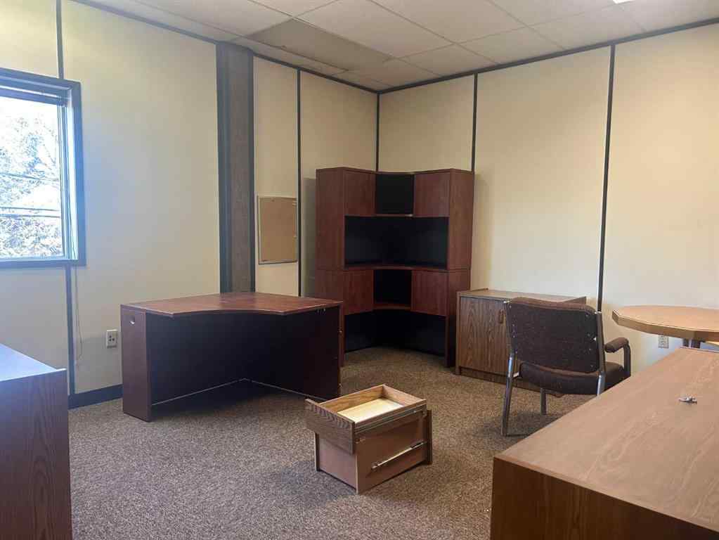MLS® A2182435 - Unit #205 1601 Dunmore Road SE in Southview-Park Meadows Medicine Hat, Commercial