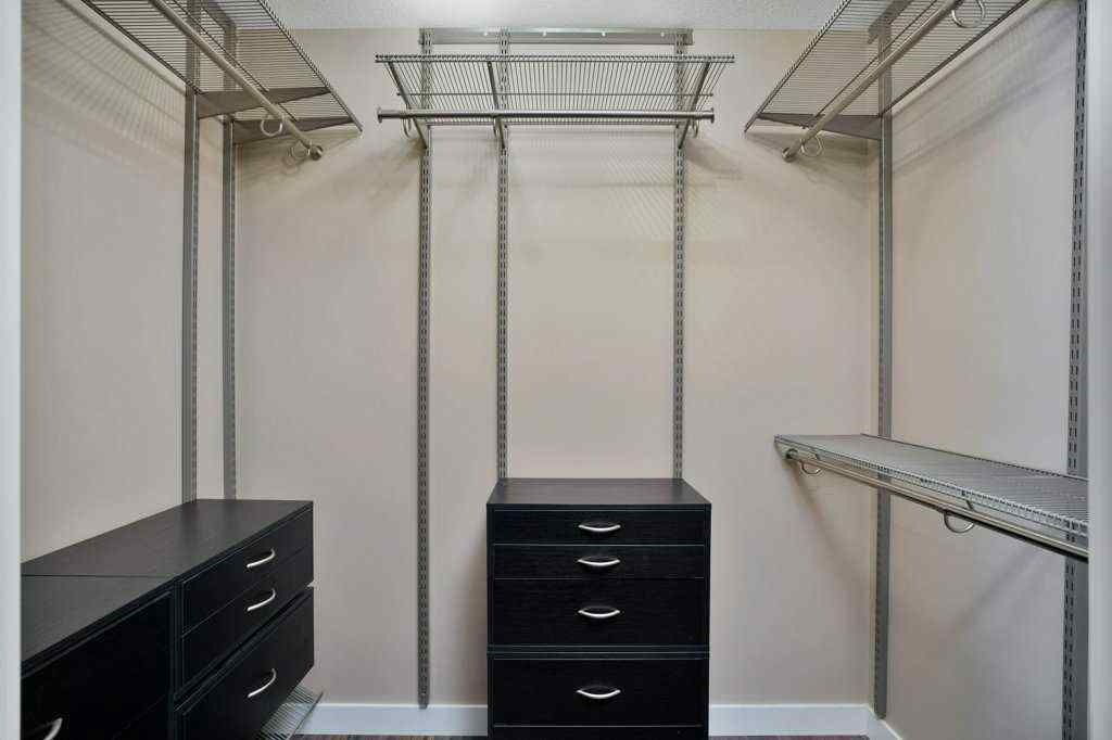 MLS® A2182515 - 2 Garrison Place  in Garden Heights Red Deer, Residential
