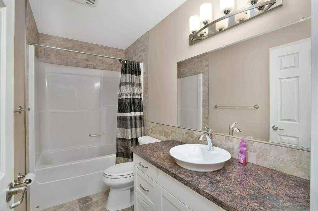 MLS® A2182515 - 2 Garrison Place  in Garden Heights Red Deer, Residential