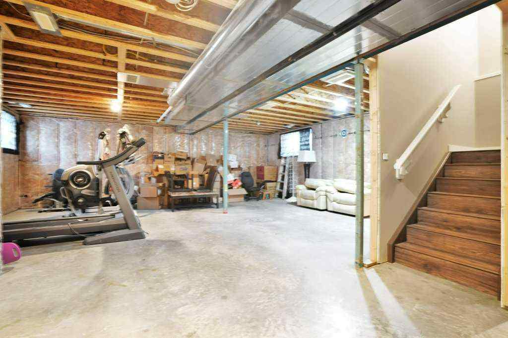 MLS® A2182515 - 2 Garrison Place  in Garden Heights Red Deer, Residential