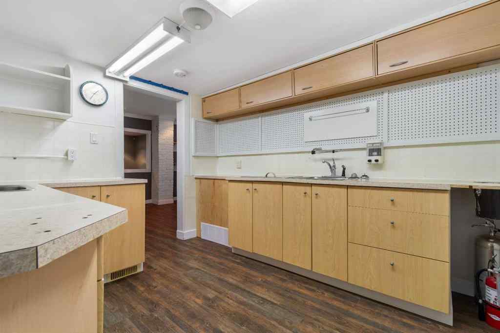 MLS® A2182522 - 10131 102 Avenue  in Central Business District Grande Prairie, Commercial