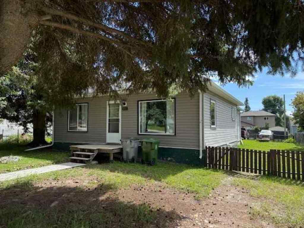 MLS® A2182572 - 5021 10 Avenue   in Edson Edson, Residential