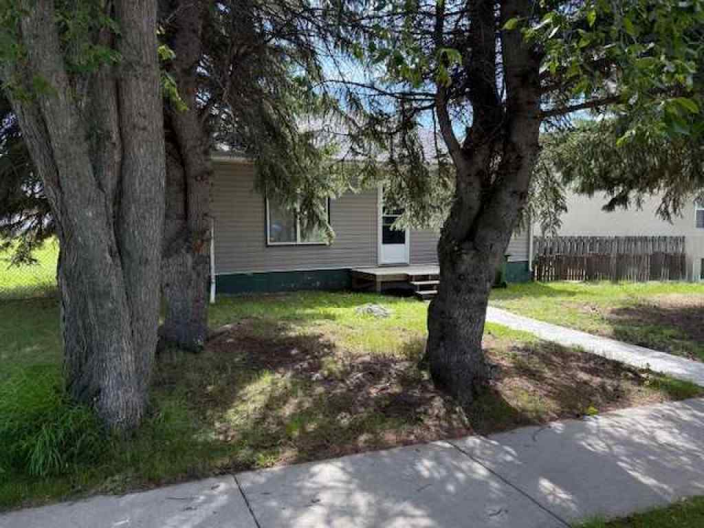 MLS® A2182572 - 5021 10 Avenue   in Edson Edson, Residential