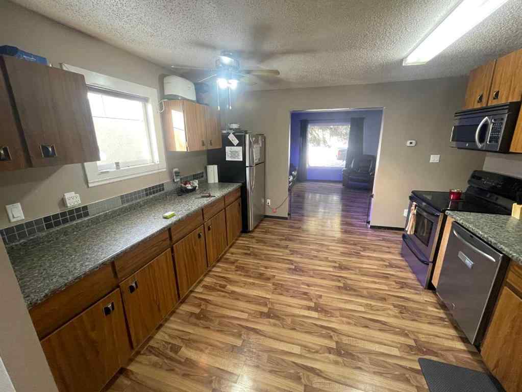MLS® A2182572 - 5021 10 Avenue   in Edson Edson, Residential