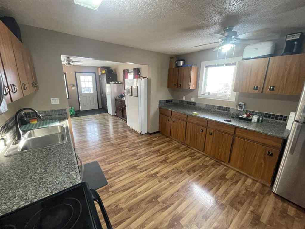 MLS® A2182572 - 5021 10 Avenue   in Edson Edson, Residential