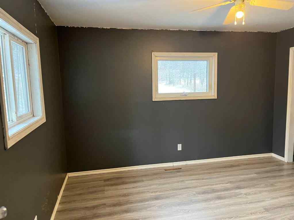 MLS® A2182770 - 221 2 Street  in NONE Paradise Hill, Residential