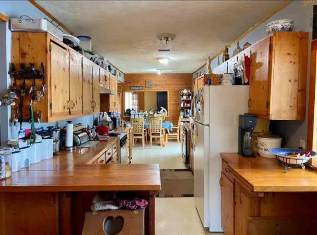 MLS® A2182812 - 831073 RGE RD 61   in NONE Rural Clear Hills County, Agri-Business