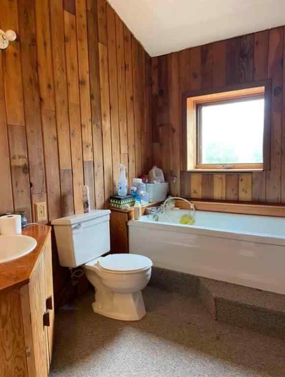 MLS® A2182812 - 831073 RGE RD 61   in NONE Rural Clear Hills County, Agri-Business