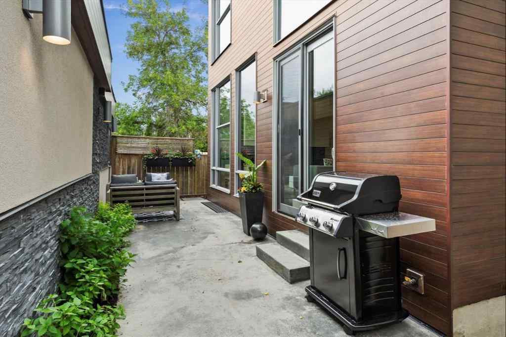 MLS® A2182895 - Unit #3 408 13 Street NW in Hillhurst Calgary, Residential