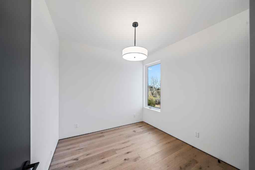 MLS® A2182905 - 2301 13 Street NW in Capitol Hill Calgary, Residential