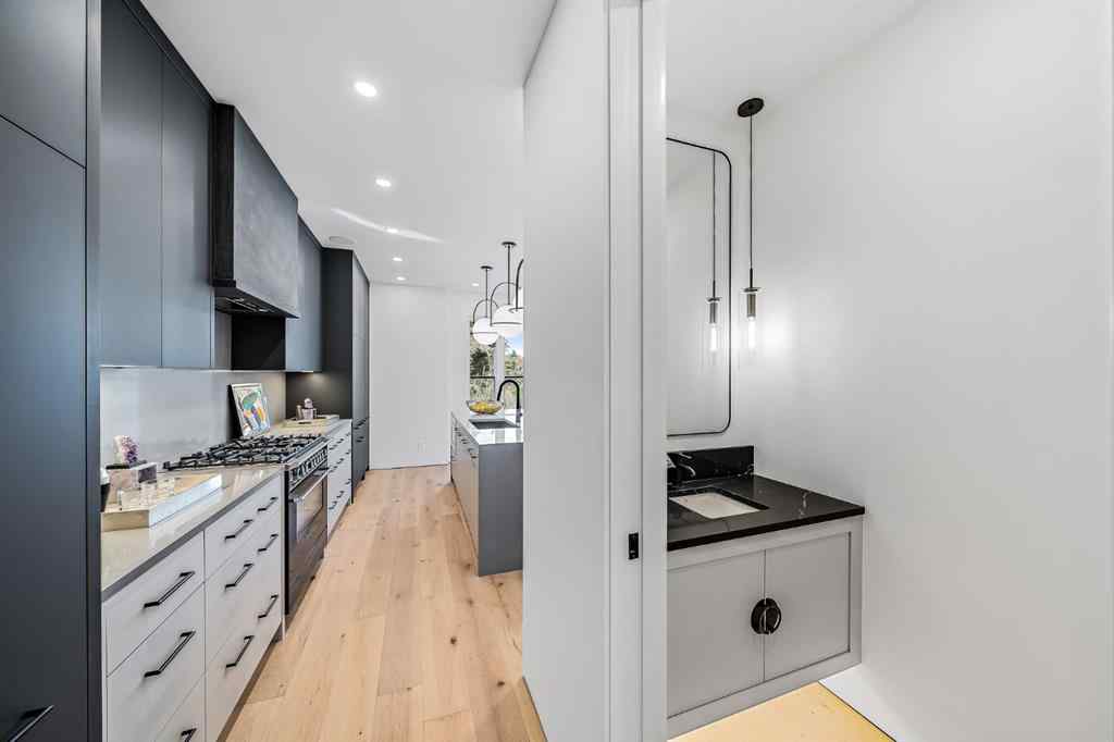 MLS® A2182905 - 2301 13 Street NW in Capitol Hill Calgary, Residential