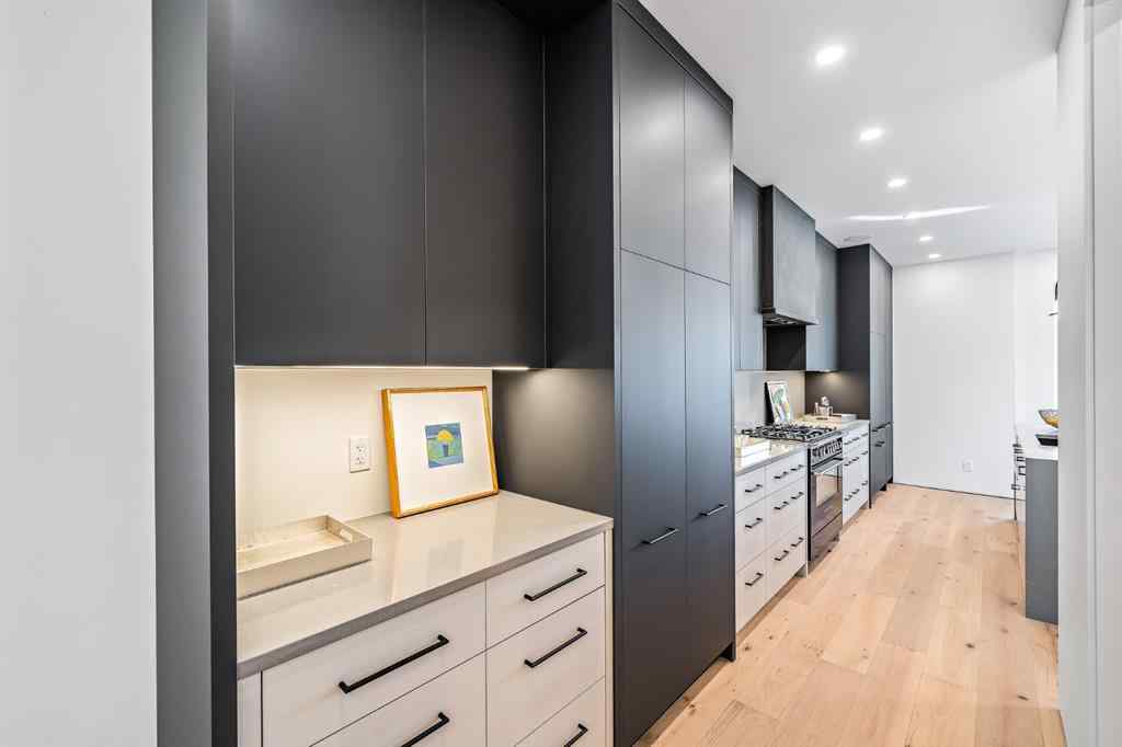 MLS® A2182905 - 2301 13 Street NW in Capitol Hill Calgary, Residential
