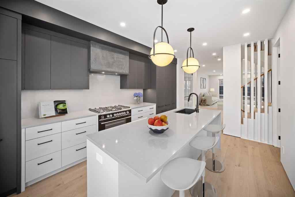 MLS® A2183080 - 2305 13 Street NW in Capitol Hill Calgary, Residential