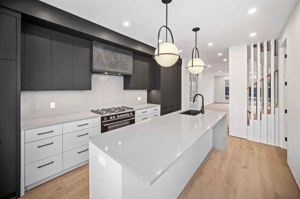 MLS® A2183080 - 2305 13 Street NW in Capitol Hill Calgary, Residential