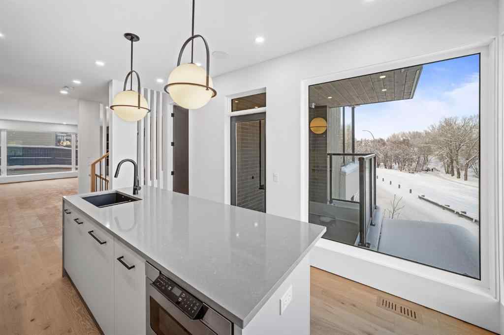 MLS® A2183080 - 2305 13 Street NW in Capitol Hill Calgary, Residential