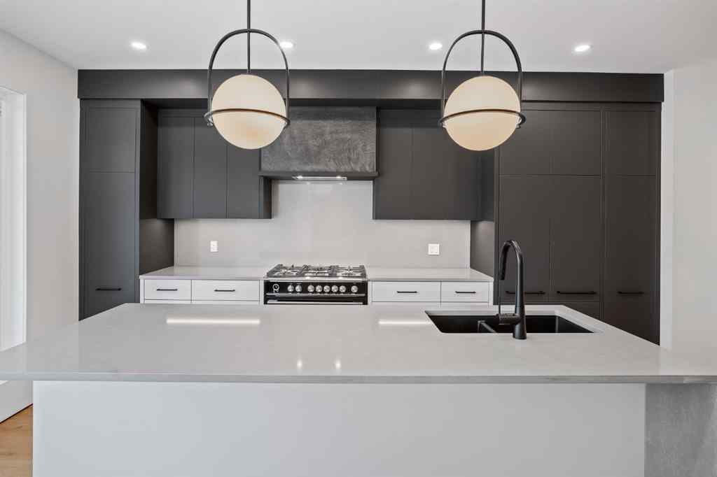 MLS® A2183080 - 2305 13 Street NW in Capitol Hill Calgary, Residential