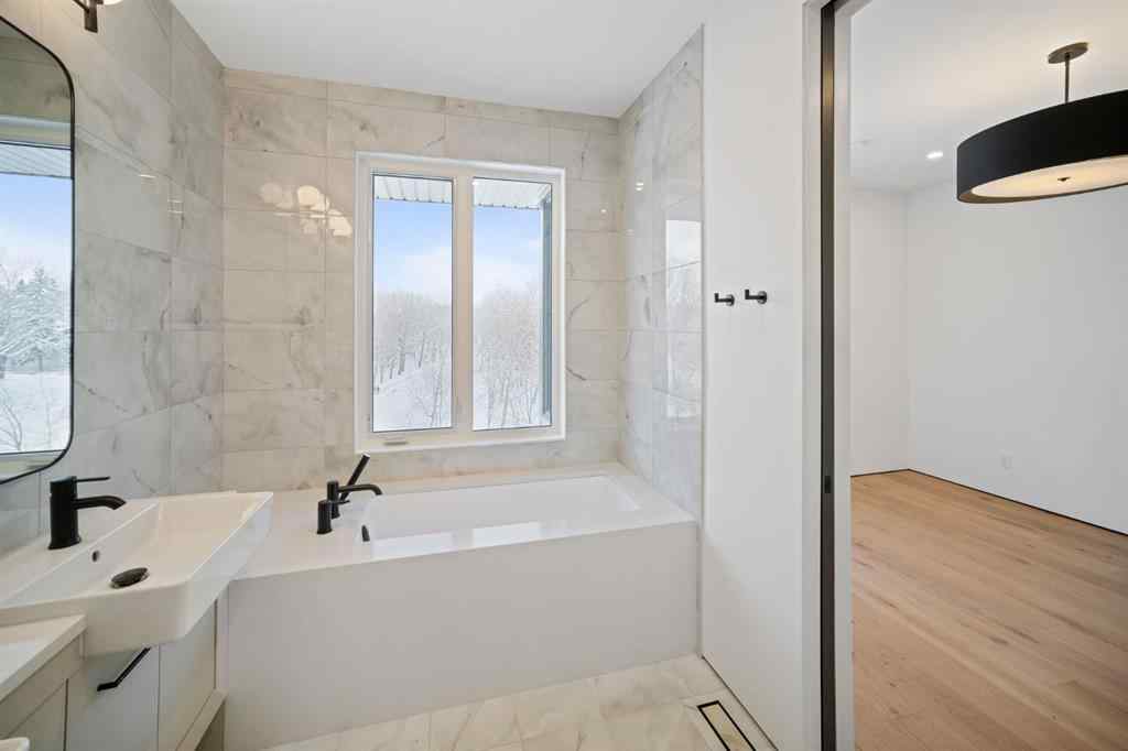 MLS® A2183106 - 2307 13 Street NW in Capitol Hill Calgary, Residential