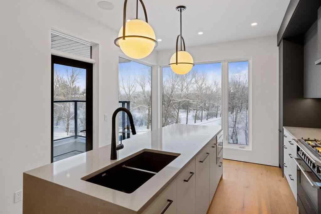 MLS® A2183106 - 2307 13 Street NW in Capitol Hill Calgary, Residential