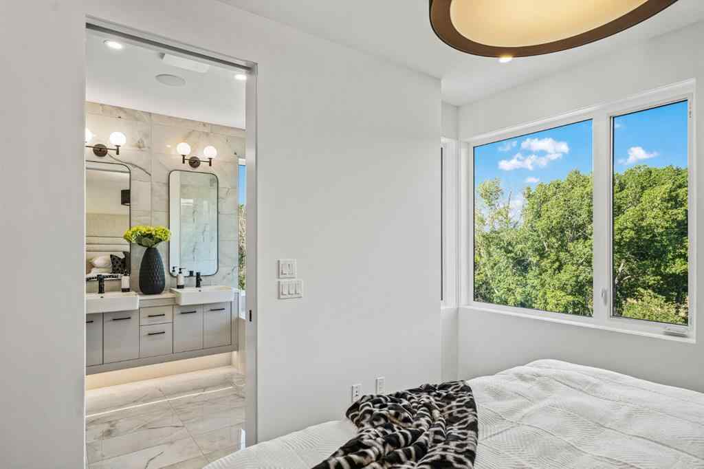 MLS® A2183108 - 2309 13 Street NW in Capitol Hill Calgary, Residential