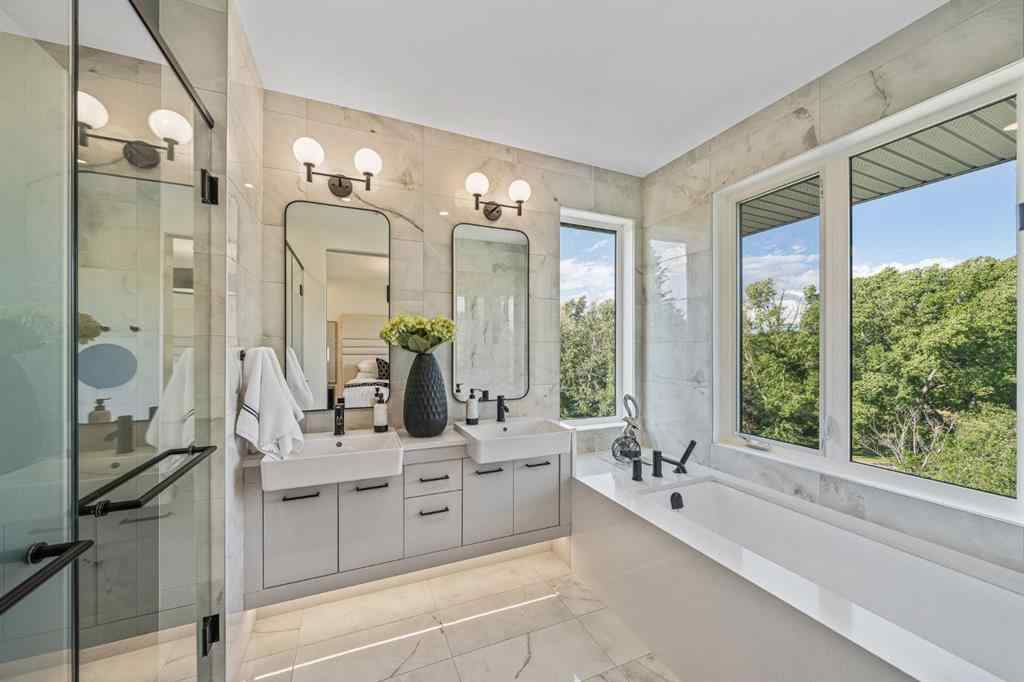 MLS® A2183108 - 2309 13 Street NW in Capitol Hill Calgary, Residential